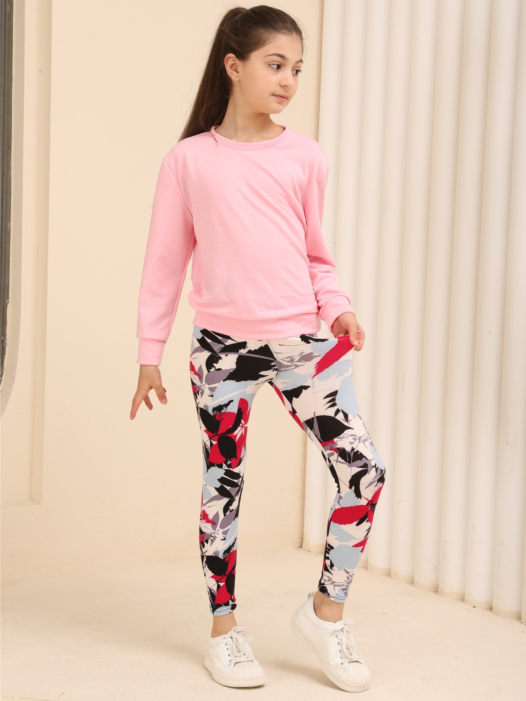 Red Flowers ClawFit Leggings